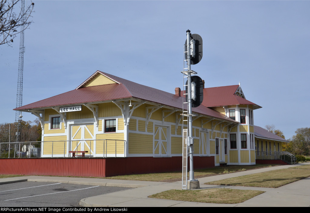 Lee Hall C&O Station